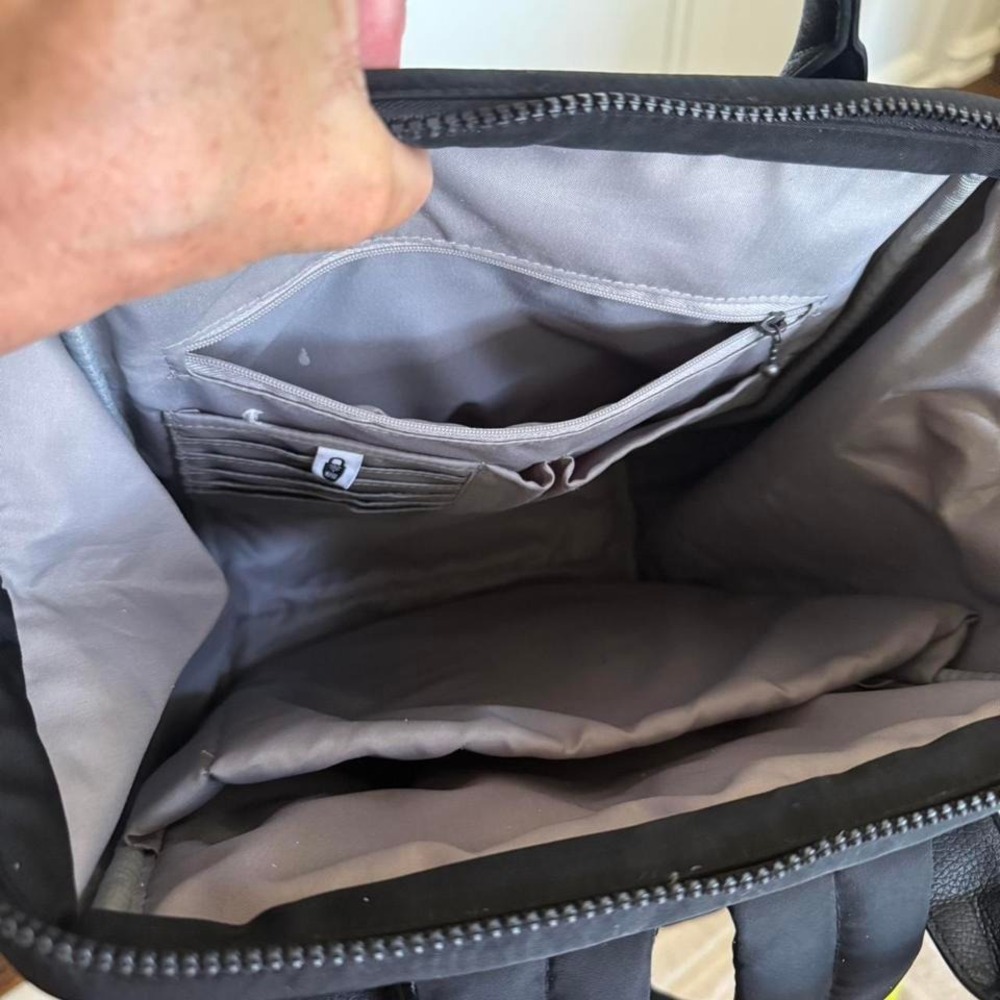 Black Baggallini Backpack With Multiple Pockets A… - image 3